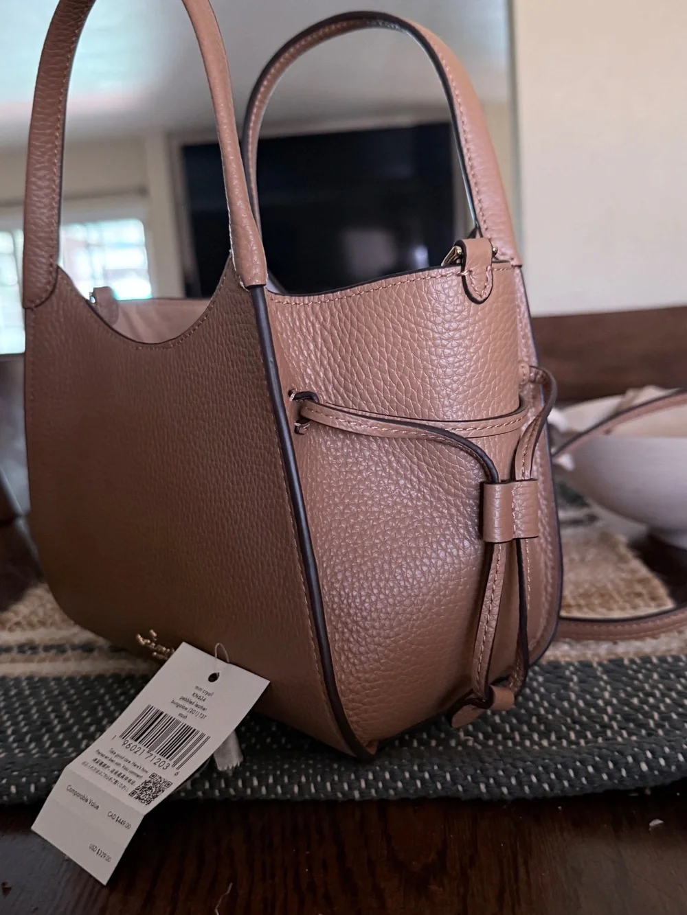 Small NWT! KATE SPADE Medium/Small DUMPLING